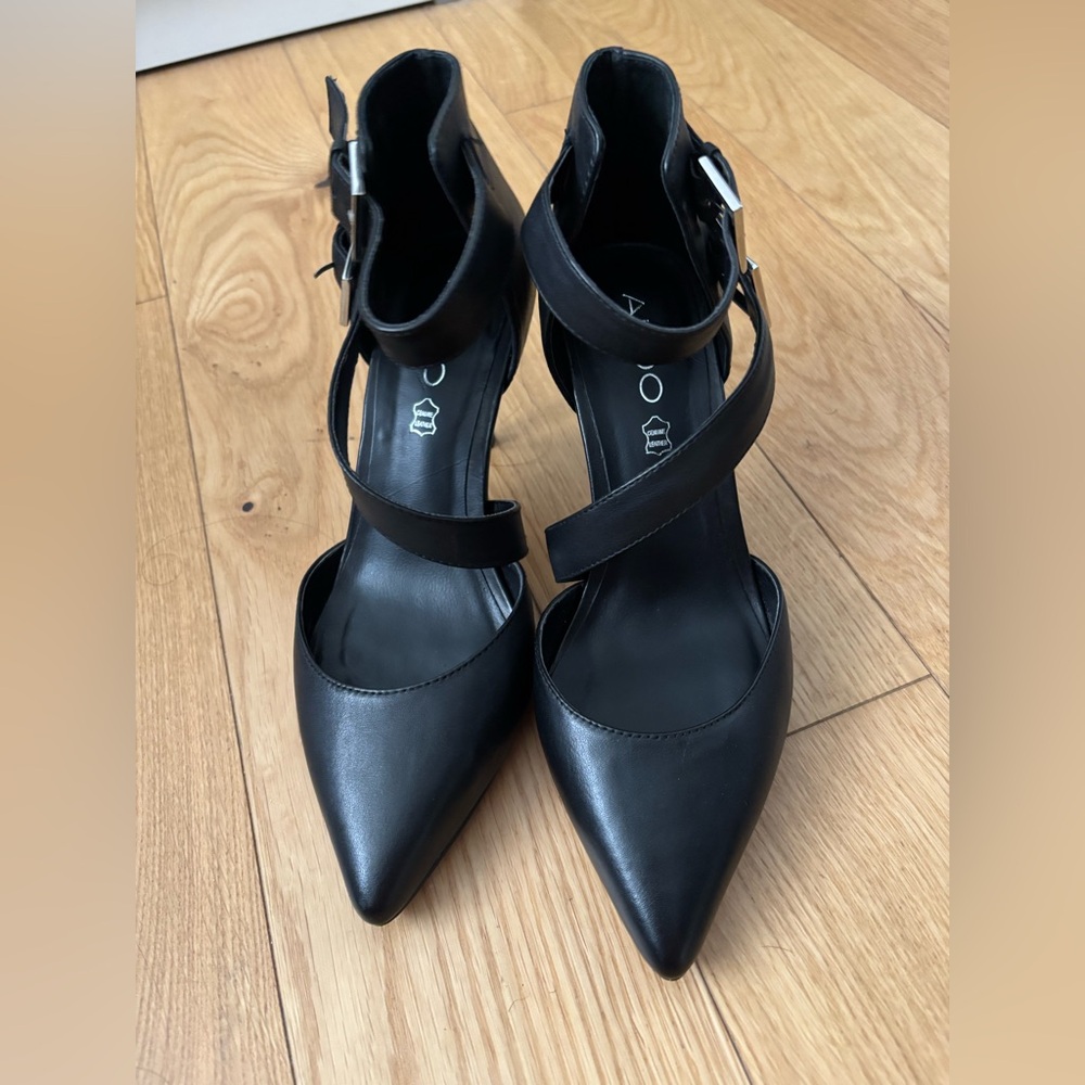 Aldo Real Leather Black Pointed-Toe Heels with Ankle Strap - Picture 2 of 8